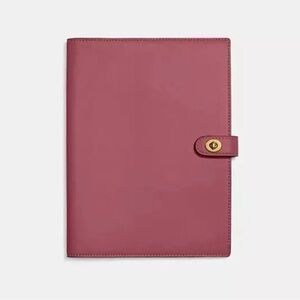 Coach Turnlock Glovetanned
Leather Notebook Rouge Pink Journal
Diary Planner